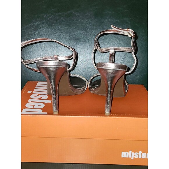 Unlisted Women’s Heeled Sandals – Size 9 – Champagne Metallic Strappy Heels - Picture 3 of 6